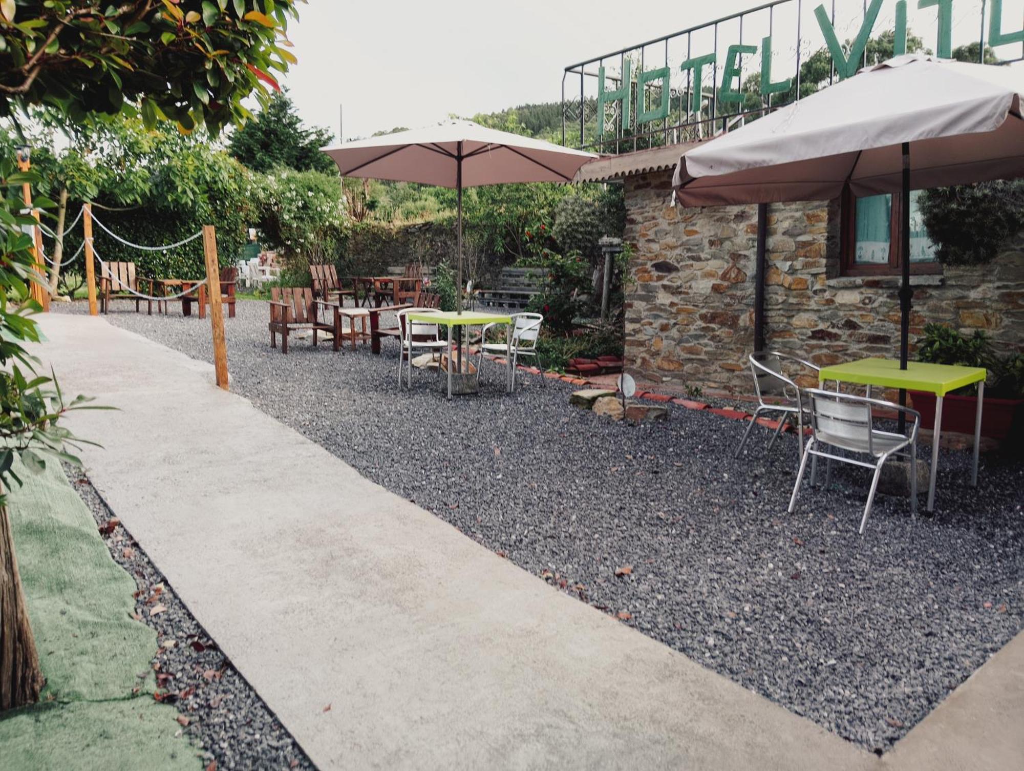 Hotel Vitorio Кудилеро Екстериор снимка