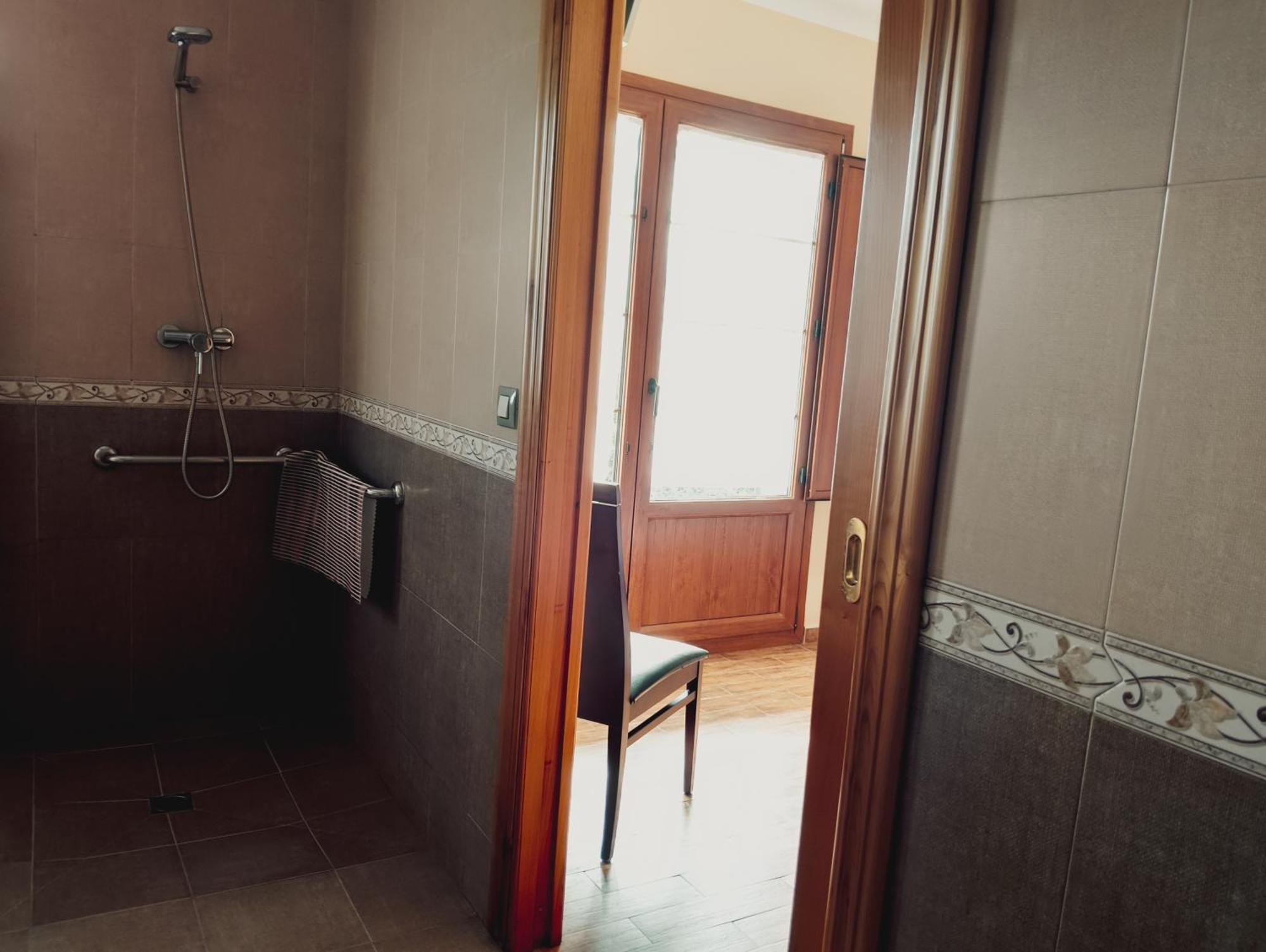 Hotel Vitorio Кудилеро Екстериор снимка