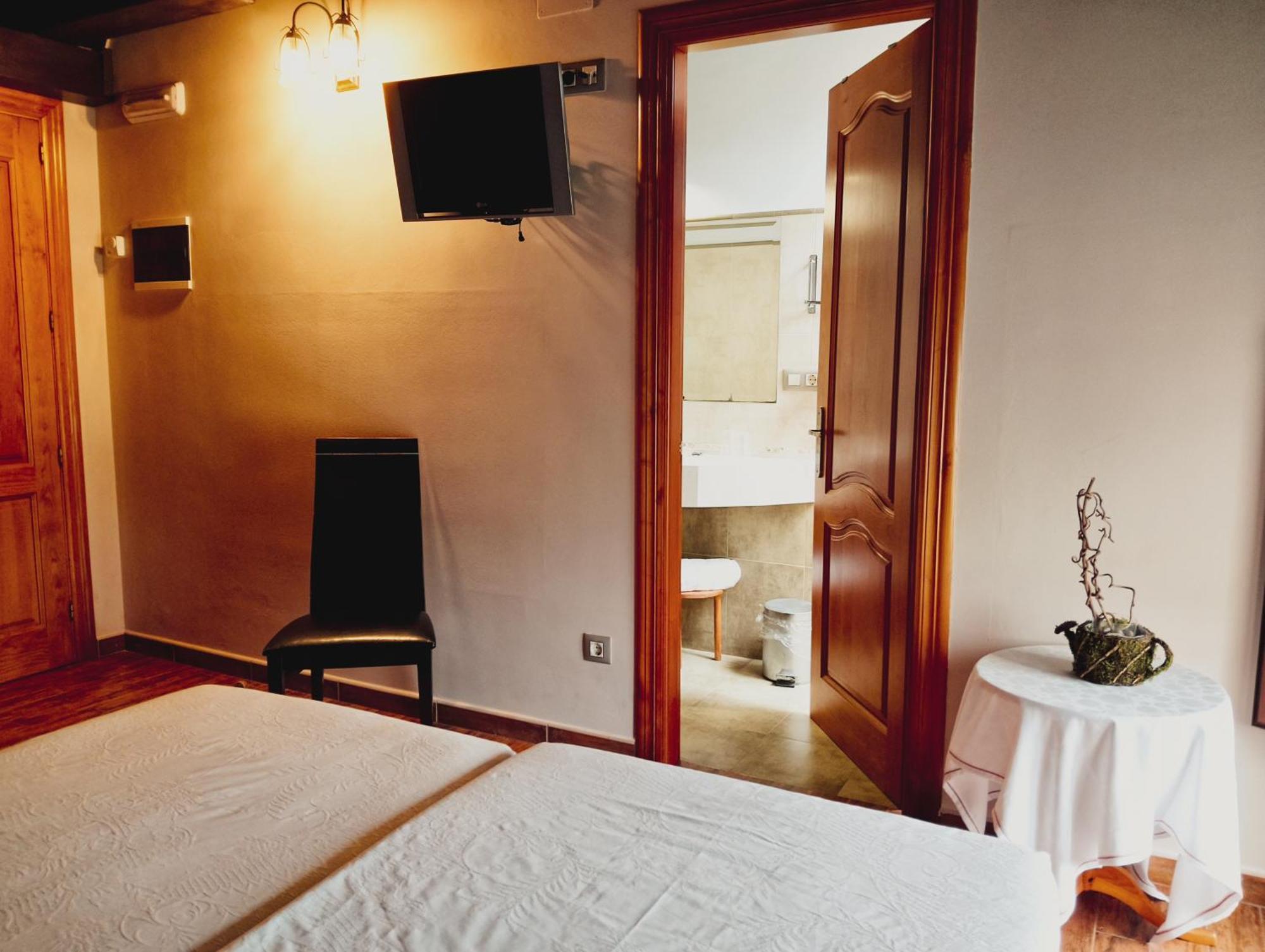 Hotel Vitorio Кудилеро Екстериор снимка